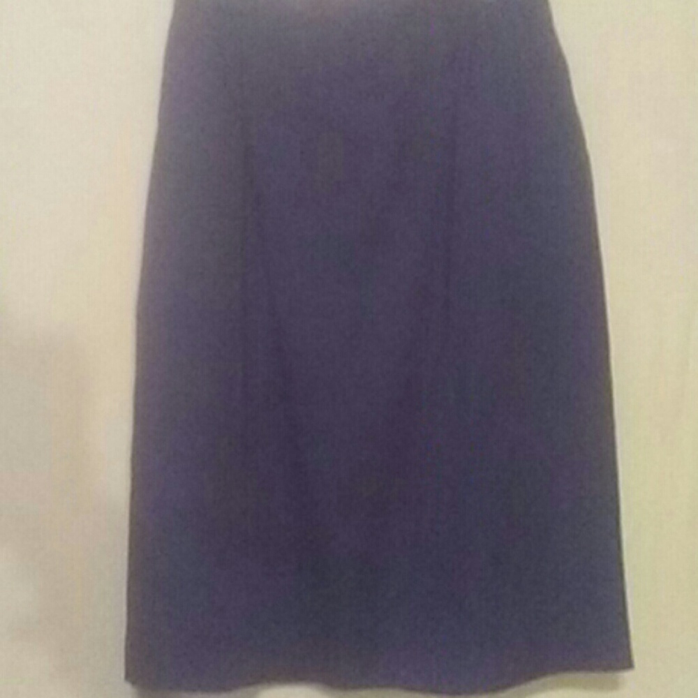 Separate issues skirt